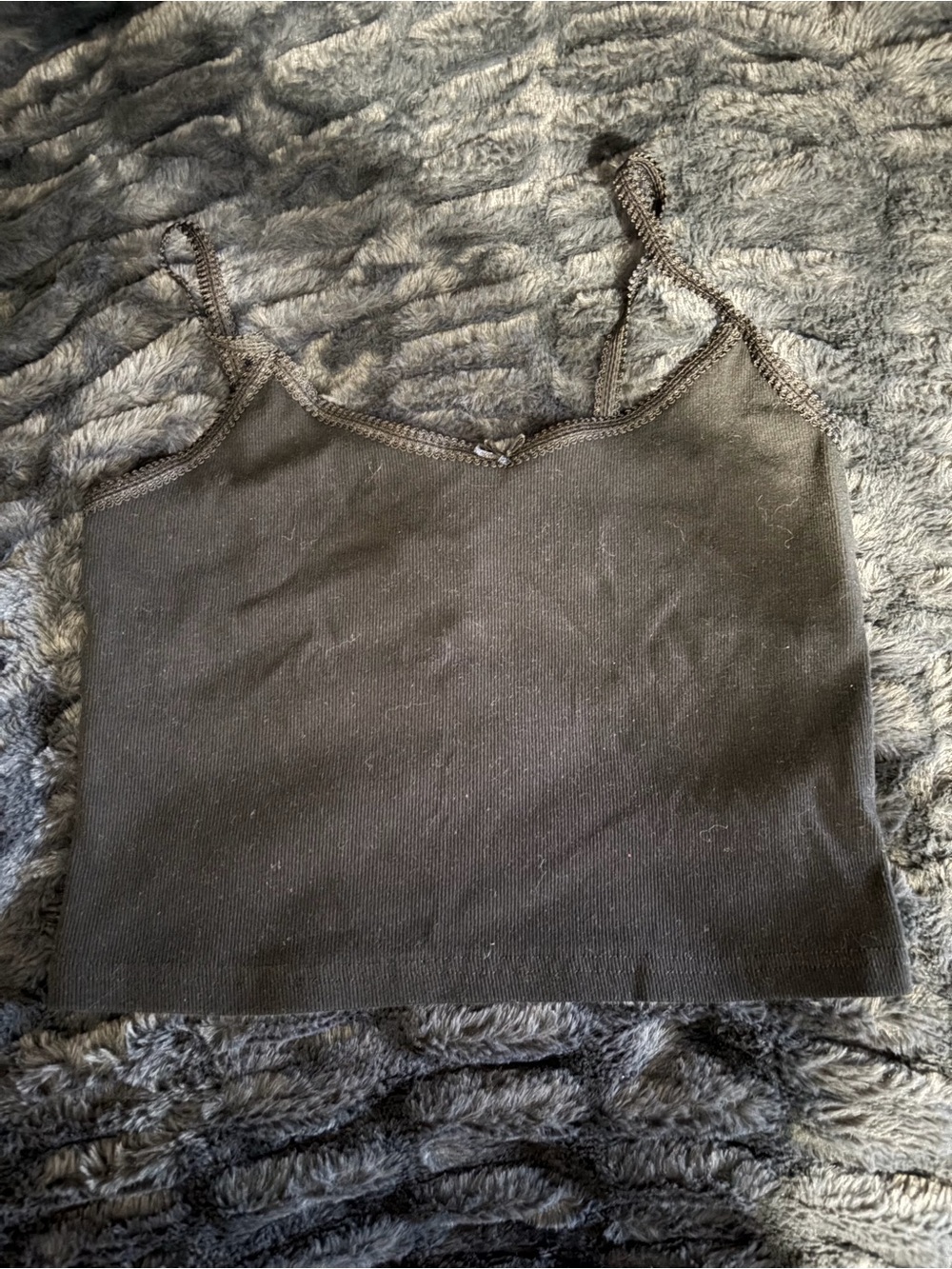 black crop with little bow